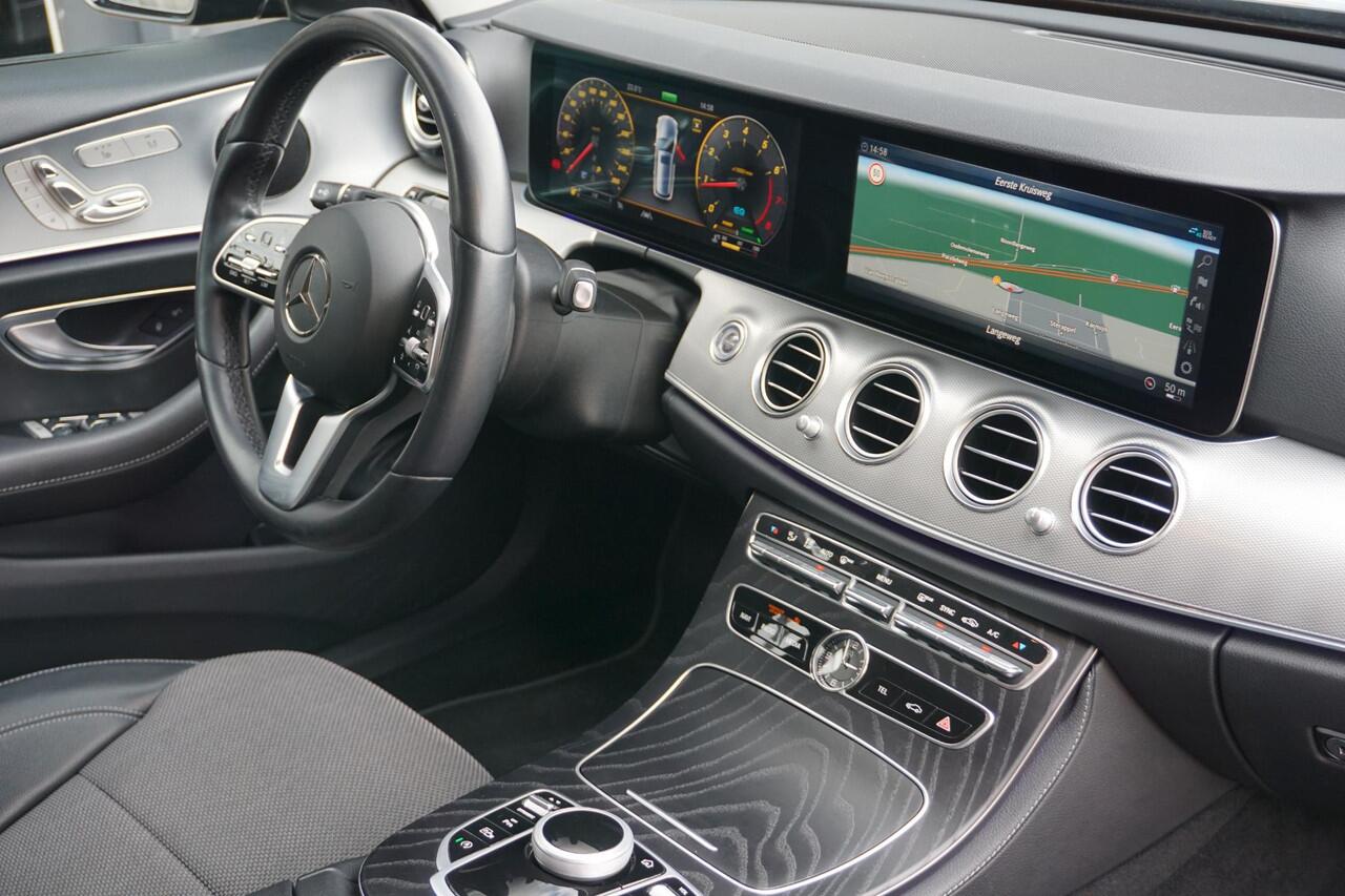 Mercedes-Benz E-estate 200 Advantage | Trekhaak | 360 camera | Elektrische stoelen