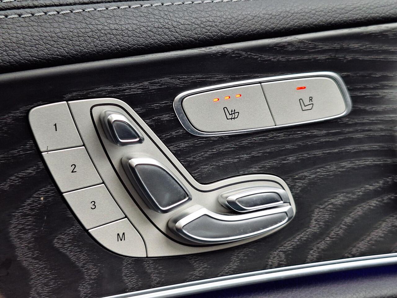 Mercedes-Benz E-estate 200 Business Solution AMG | Panoramadak | Night pakket | 360° Camera | Memory stoelen | Multibeam LED | Dodehoekassistentie | Elektrische achterklep