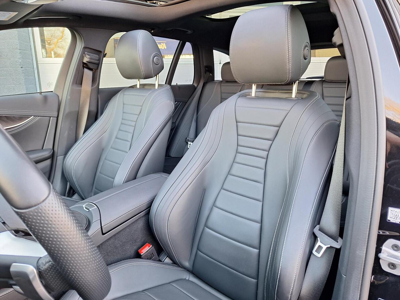 Mercedes-Benz E-estate 200 | Panoramadak | 360° Camera | AMG | Trekhaak | Night pakket | Stoelverwarming | Elektrische achterklep