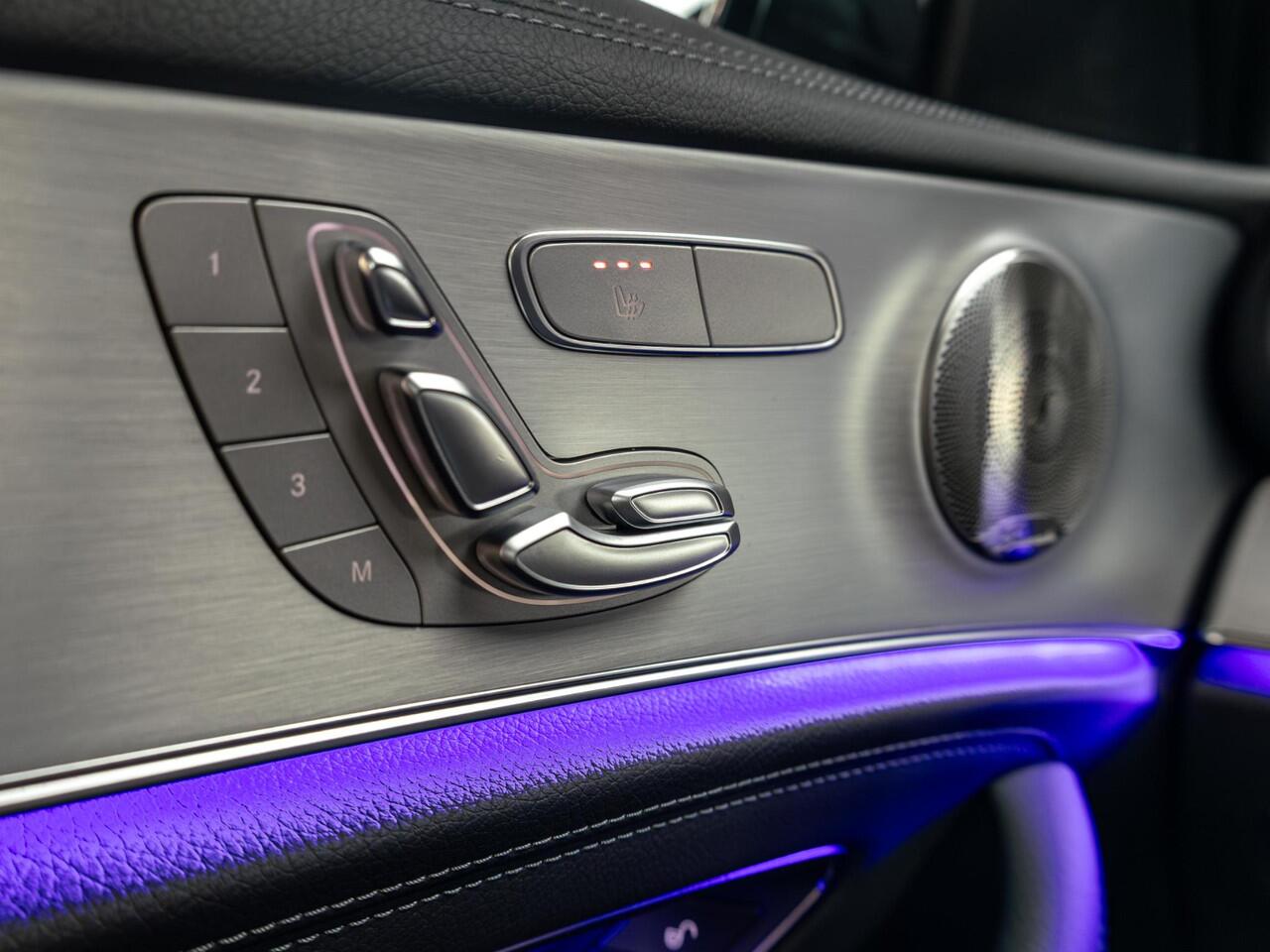 Mercedes-Benz E-estate 300 e AMG Line Panorama dak