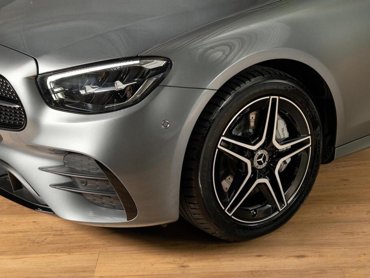 Mercedes-Benz E-estate 300 e AMG Line Panorama dak