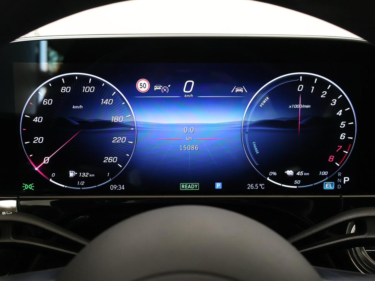 Mercedes-Benz E-estate 300 e AMG Line | Trekhaak | Superscreen | Night pakket |