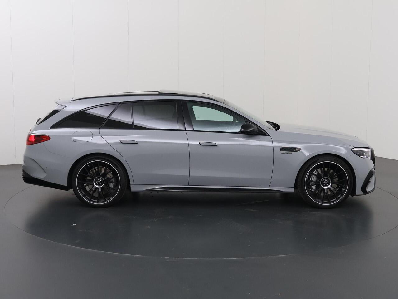 Mercedes-Benz E-estate AMG 53 4MATIC+ | Head-up-Display | Superscreen | Massage | Nightpakket 1 en 2 | Trekhaak | Winter pakket | Rij assistentie pakket |