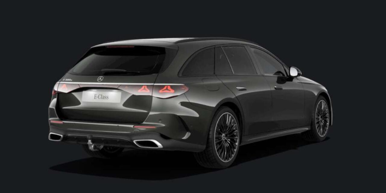 Mercedes-Benz E-estate 300 e AMG Line Trekhaak - Panoramadak - Airmatic - Night Pack - Winter pakket - Cruisecontrol met Afstandsregeling - Comfort stoelen - Verwarmde en geklimatiseerde stoelen - Getinte Ruiten -