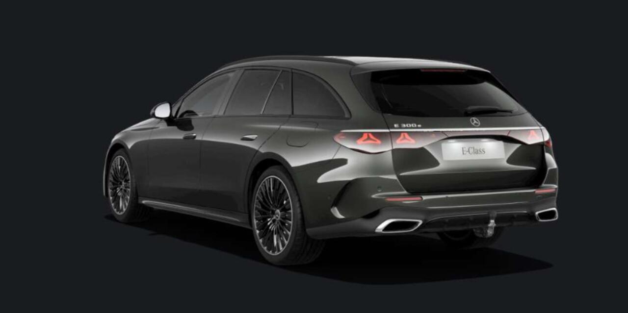 Mercedes-Benz E-estate 300 e AMG Line Trekhaak - Panoramadak - Airmatic - Night Pack - Winter pakket - Cruisecontrol met Afstandsregeling - Comfort stoelen - Verwarmde en geklimatiseerde stoelen - Getinte Ruiten -