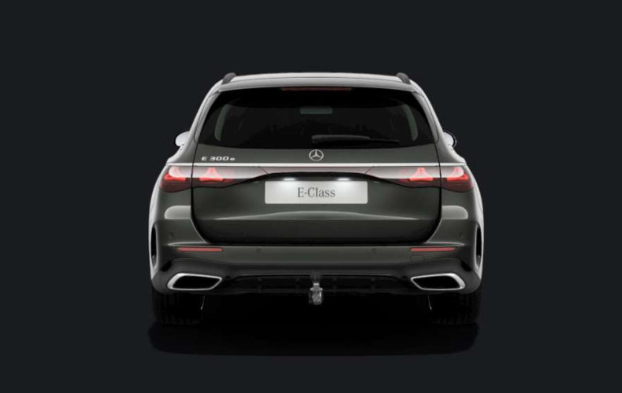 Mercedes-Benz E-estate 300 e AMG Line Trekhaak - Panoramadak - Airmatic - Night Pack - Winter pakket - Cruisecontrol met Afstandsregeling - Comfort stoelen - Verwarmde en geklimatiseerde stoelen - Getinte Ruiten -