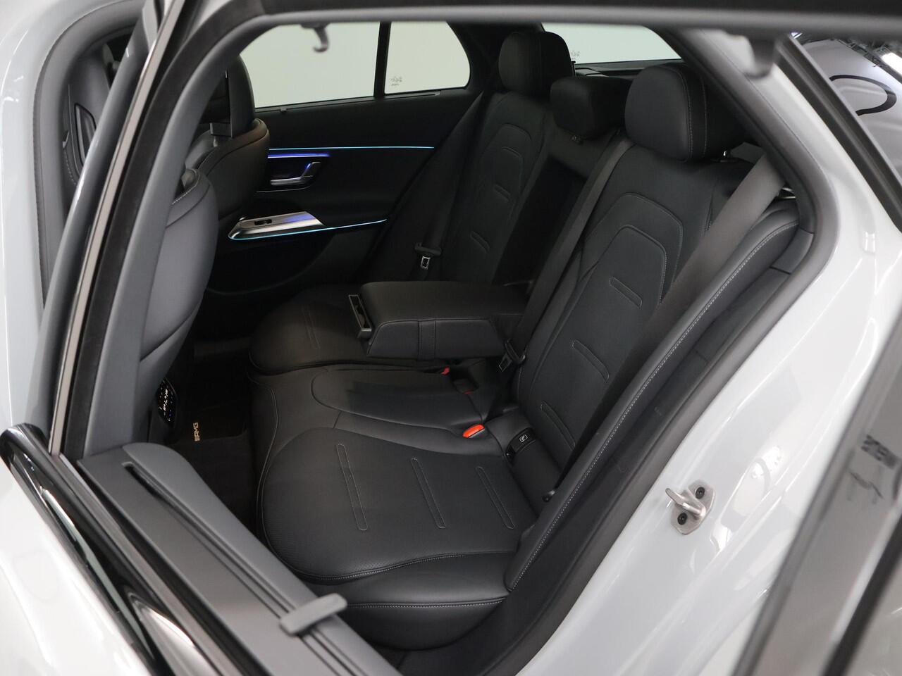 Mercedes-Benz E-estate AMG 53 4MATIC+ | Premium plus | Superscreen | MANUFAKTUR Lak | Night pakket 1 en 2 | Stoelkoeling | Sluitbekrachtiging | Rij assistentie pakket |