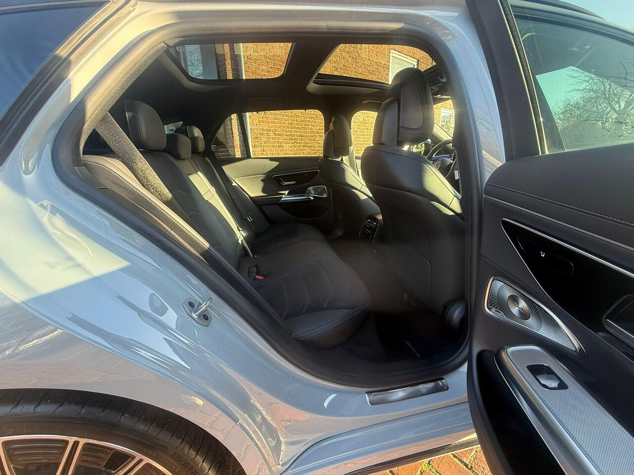 Mercedes-Benz E-estate 450 4MATIC AMG Line 21" HUD-Pano-Burmester