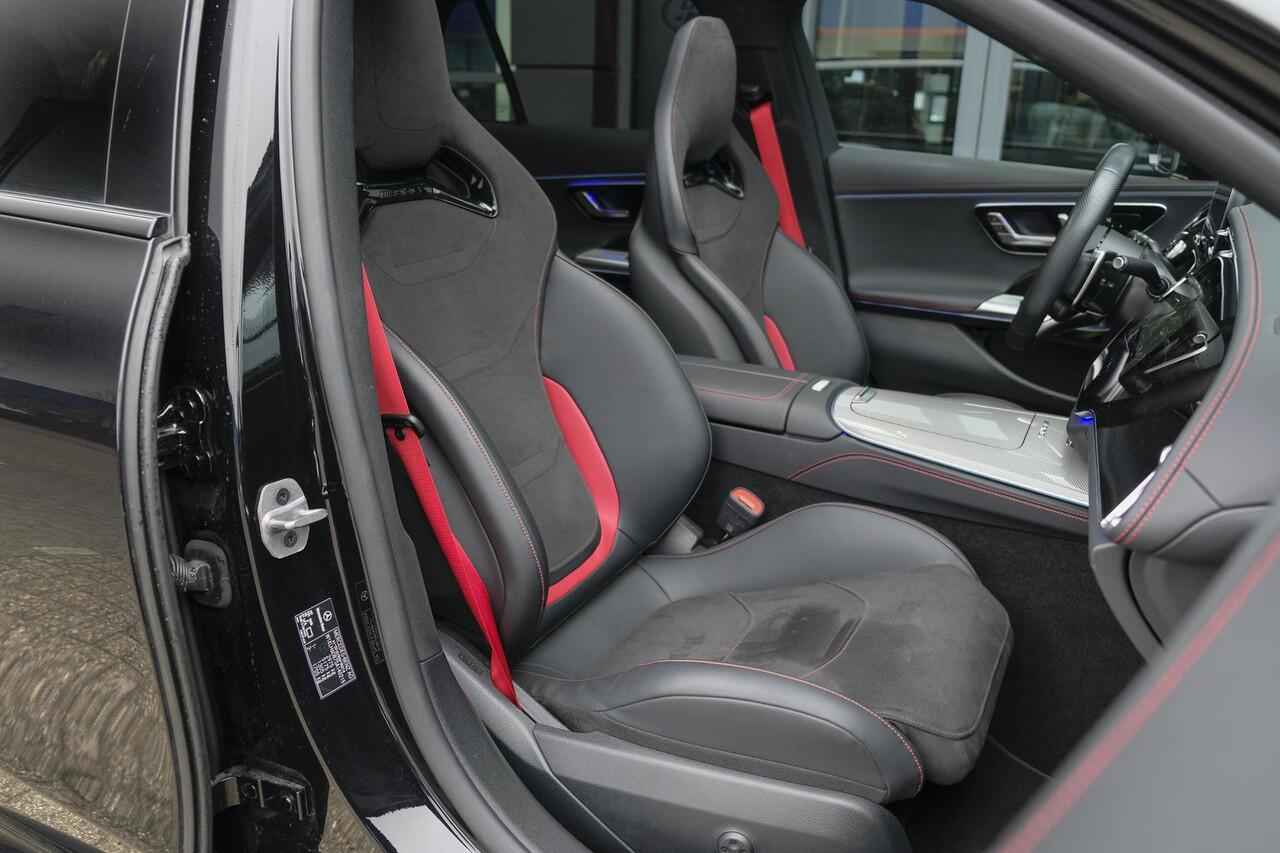 Mercedes-Benz E-estate E53 AMG 612pk 4MATIC+ Panoramadak *BTW* Superscreen Schaalstoelen 4-wielsturing Night II pakket Trekhaak