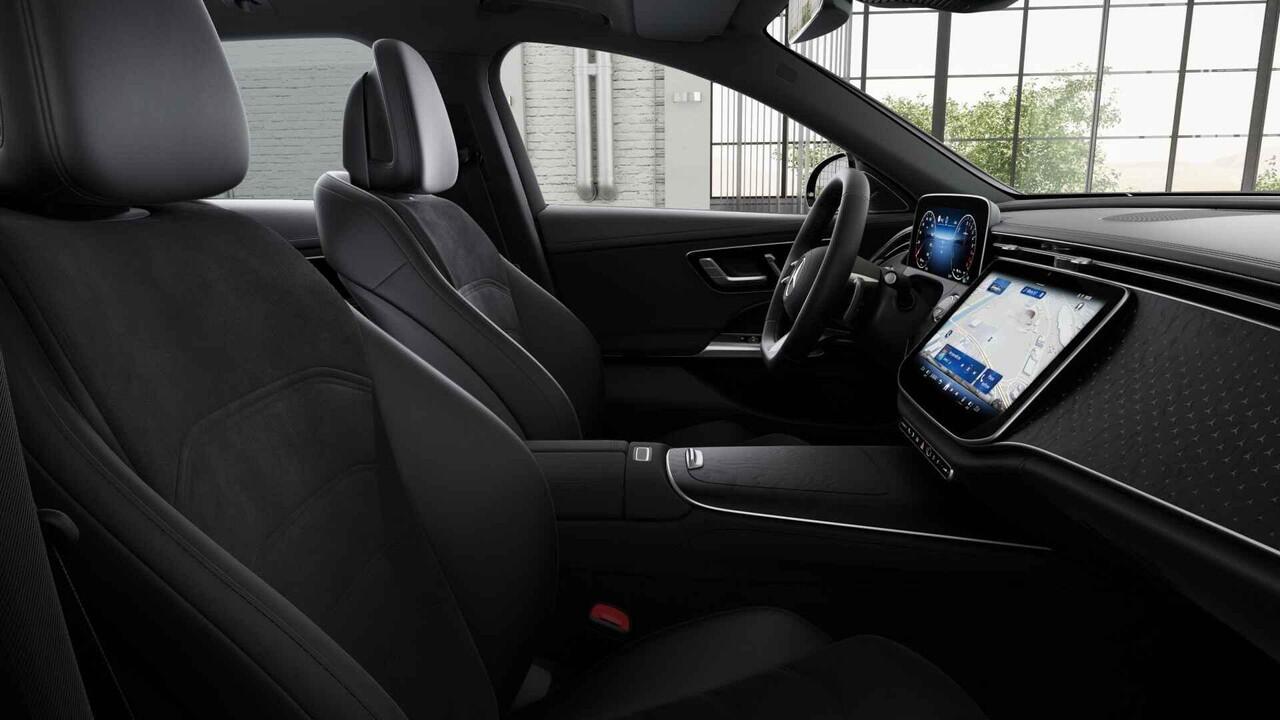 Mercedes-Benz E-estate 300 e Business Solution AMG | Panoramadak | Trekhaak | Memory | Burmester | Winter pakket | Night pakket | Digital light |