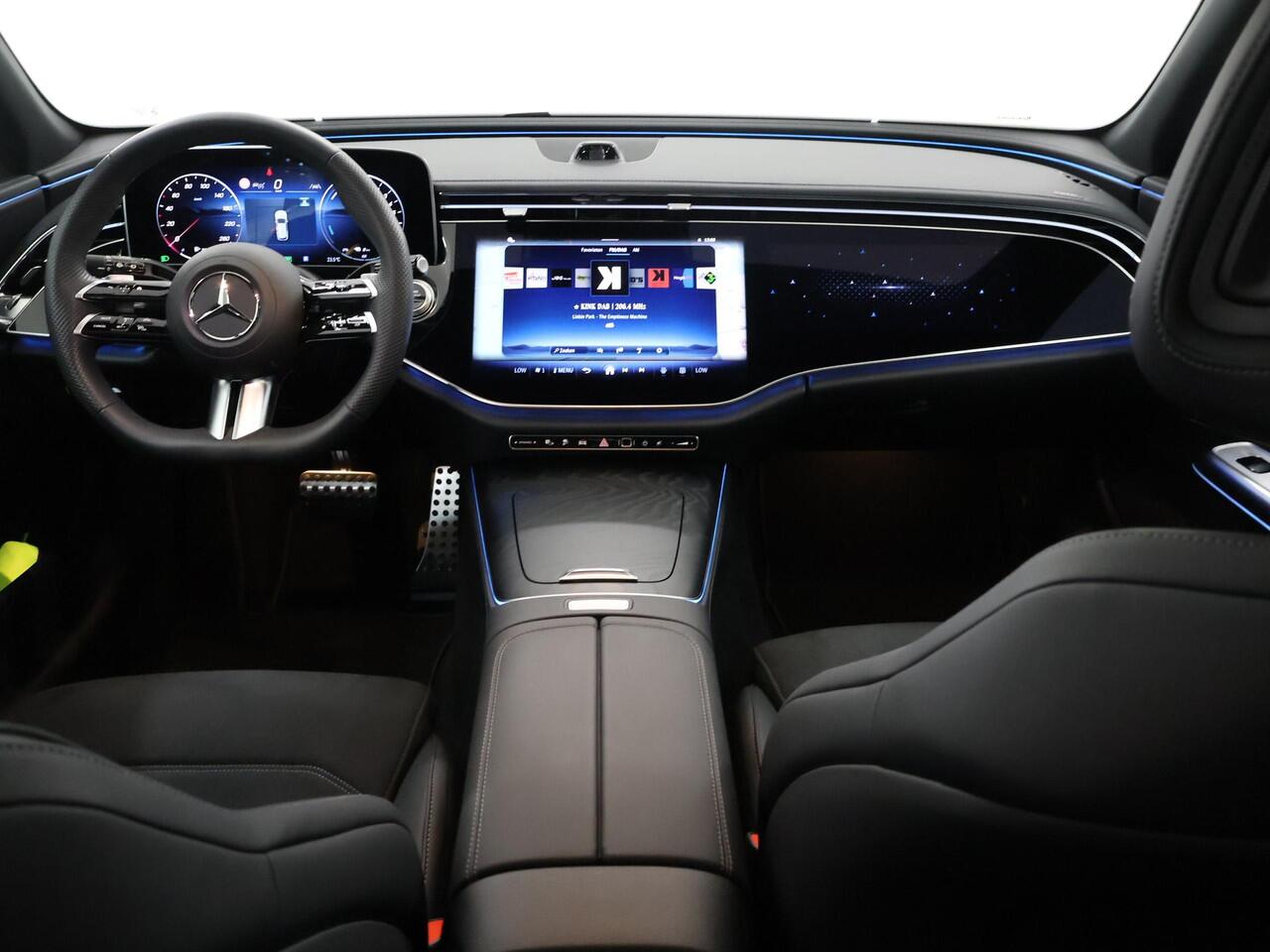 Mercedes-Benz E-estate 300 e Sport Edition | AMG Line | Panorama-schuifdak | Elektrische stoelen incl Memory | MBUX Superscreen | 360-camera |