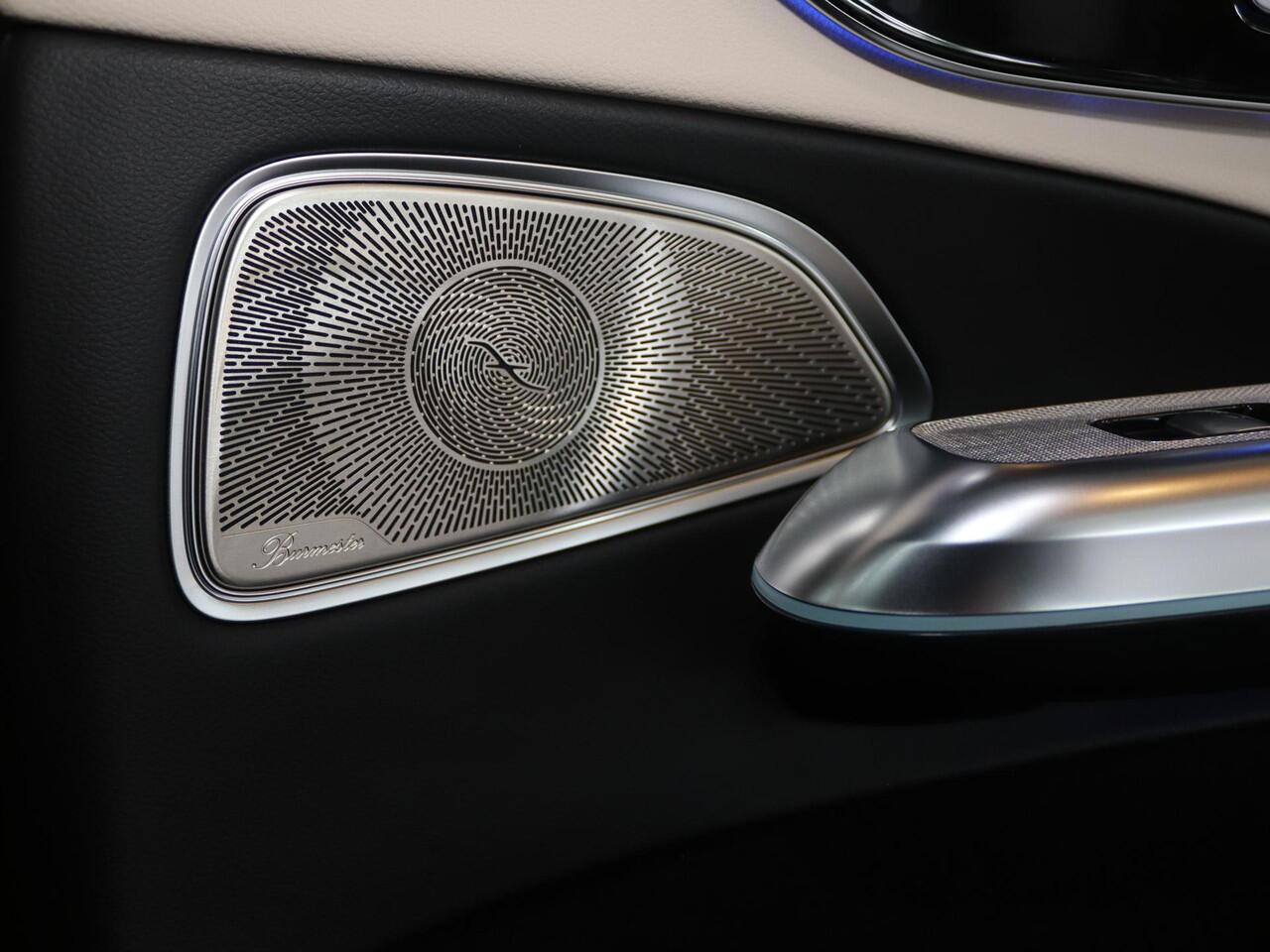 Mercedes-Benz E-estate 300e Sport Edition | Panoramaschuifdak | Premium Plus | Night | Rijassistentiepakket Plus | Stoelventilatie/-verwarming voor