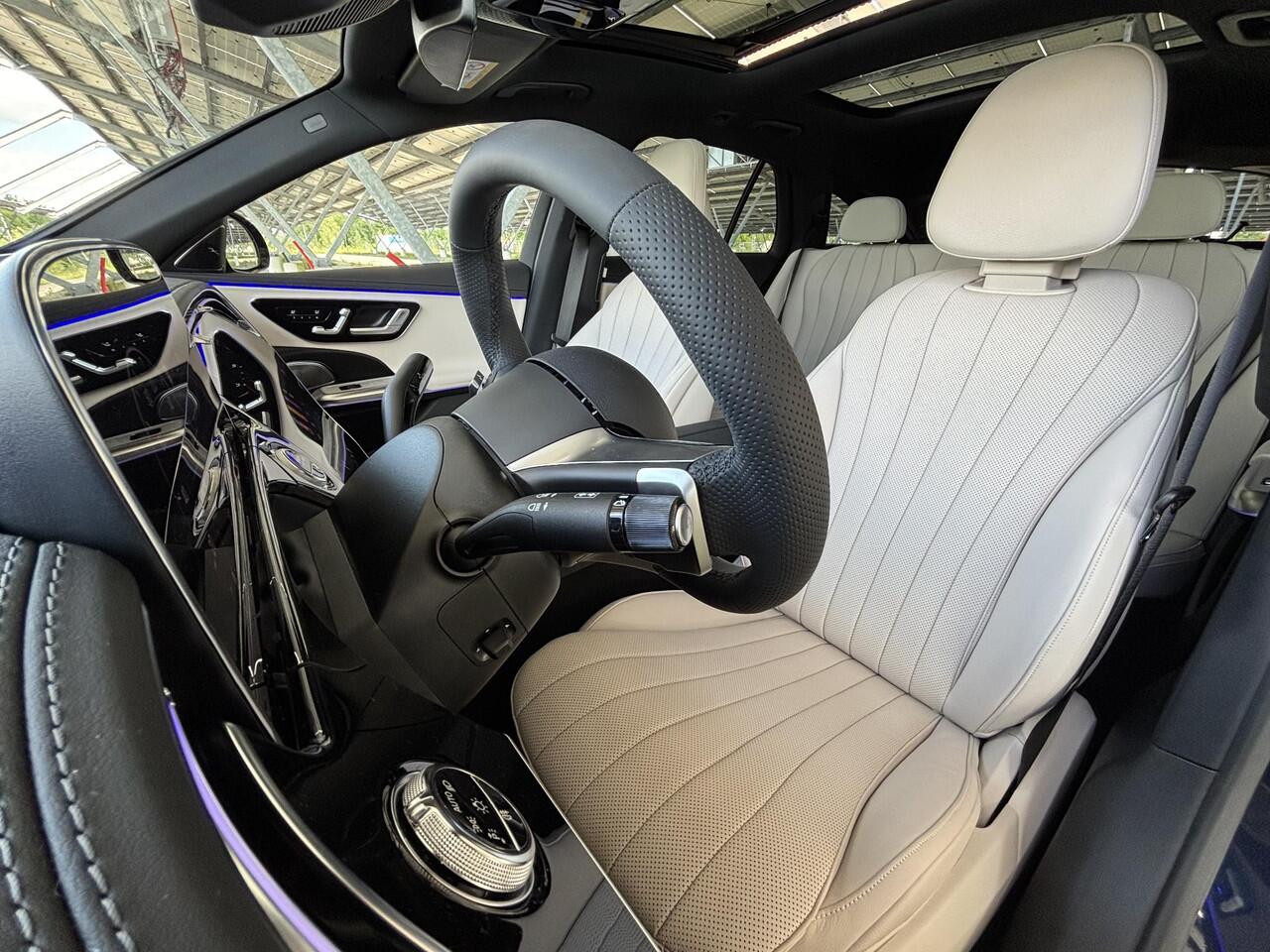 Mercedes-Benz E-estate 300e AMG Line Sport Edition | Night | Superscreen | Panoramadak | Rijassistentiepakket | Burmester | 360 camera | Stoelverwarming/ventilatie |