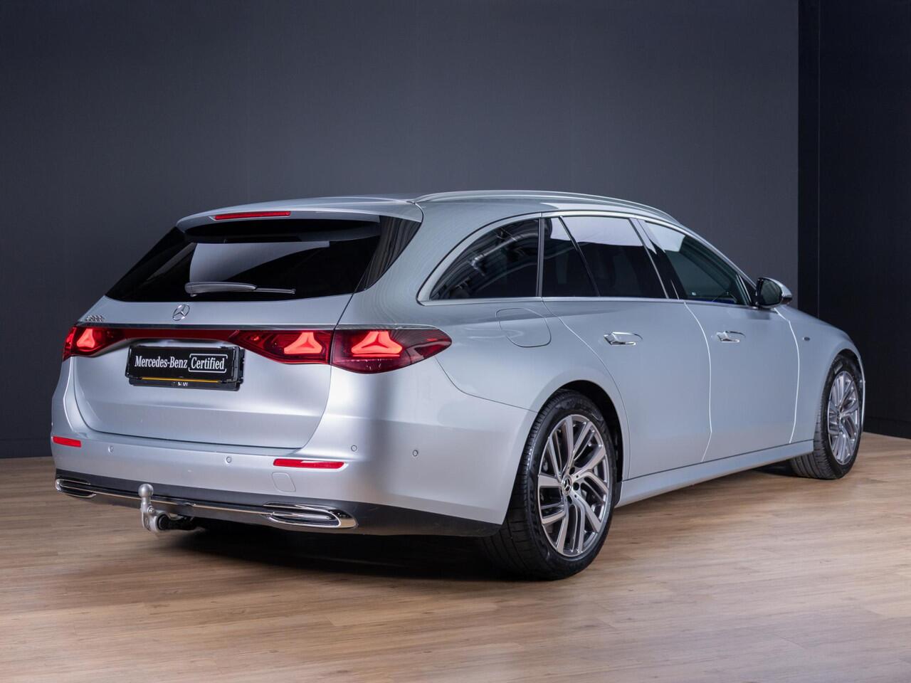 Mercedes-Benz E-estate 300 e Luxury Line