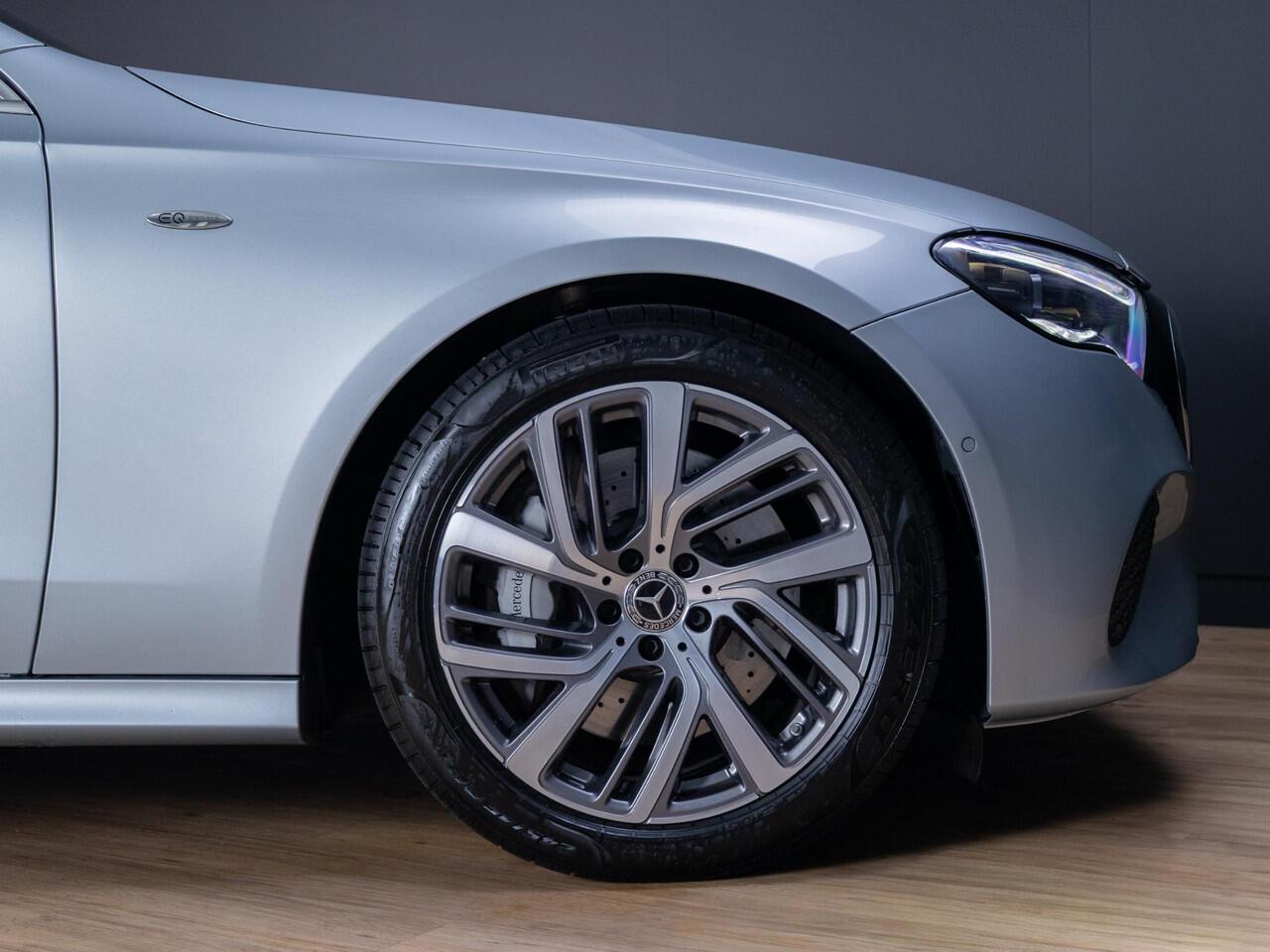 Mercedes-Benz E-estate 300 e Luxury Line