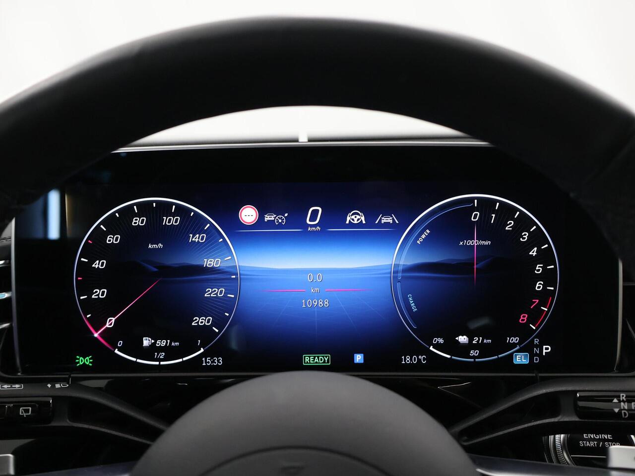 Mercedes-Benz E-estate 300 e AMG Line | Luchtvering | Superscreen | Rij assistentiepakket | Trekhaak | Burmester |