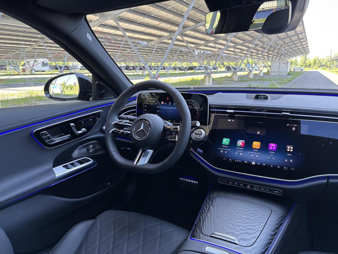 Mercedes-Benz E-estate 300 e Sport Edition | Night | Panoramadak | Burmester | Superscreen | Head-up display | Stoelverwarming/ventilatie | Sfeerverlichting |