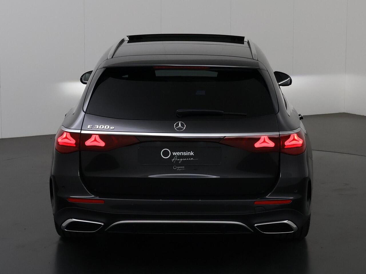 Mercedes-Benz E-estate 300e Sport Edition | Panoramadak | Hyperscreen | AMG | Memory | Premium Pakket | Leder Pakket |