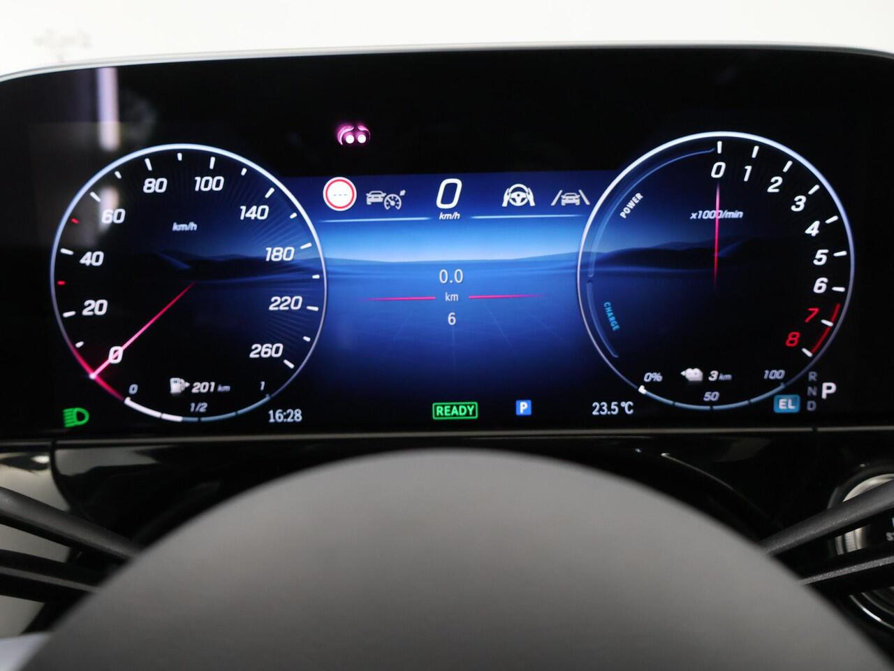 Mercedes-Benz E-estate 300e Sport Edition | Panoramaschuifdak | Premium Plus | Night | Rijassistentiepakket Plus | Stoelventilatie/-verwarming voor