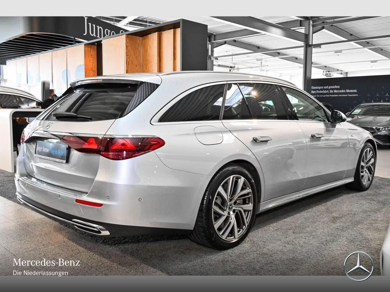 Mercedes-Benz E-estate 300 e Luxury Line