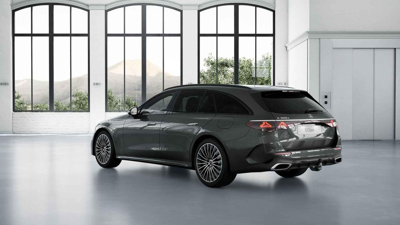 Mercedes-Benz E-estate 300e Sport Edition | Panoramaschuifdak | Head-Up | Burmester | Trekhaak | 360°-camera | MBUX Superscreen |