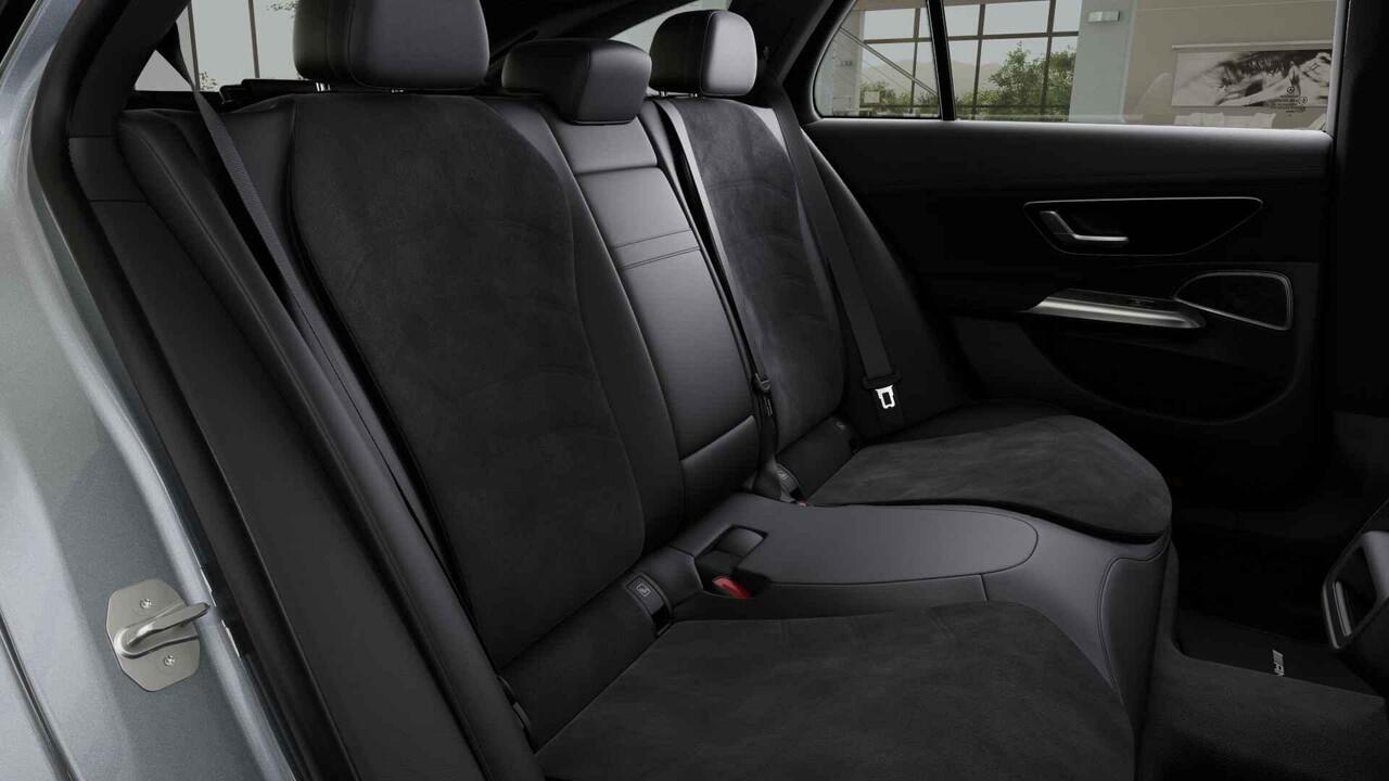 Mercedes-Benz E-estate 300e Sport Edition | Panoramaschuifdak | Trekhaak | Premium Pakket | 360°-camera | MBUX Superscreen |