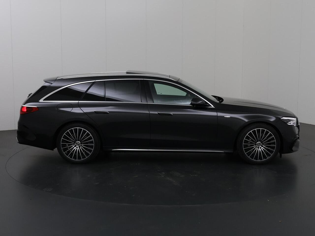 Mercedes-Benz E-estate 300e Sport Edition | Panoramadak | Hyperscreen | AMG | Memory | Premium Pakket | Leder Pakket |