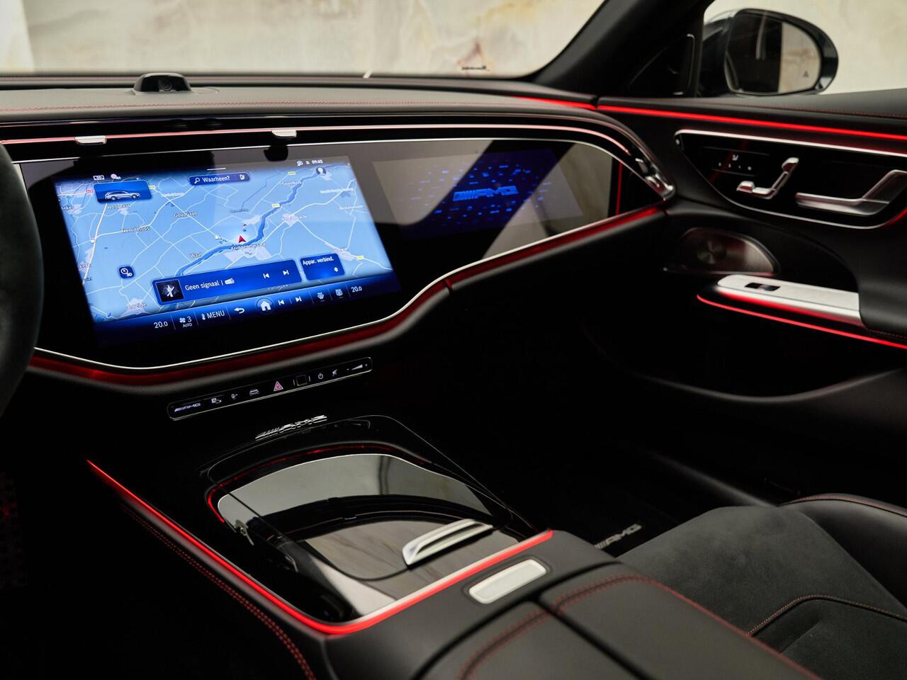 Mercedes-Benz E-estate AMG 53 Hybrid 4Matic+, MANUFAKTUR, pano, tr.haak, Burmester, PARKTRONIC, ACC, memory, 360 camera, keyless, privacy