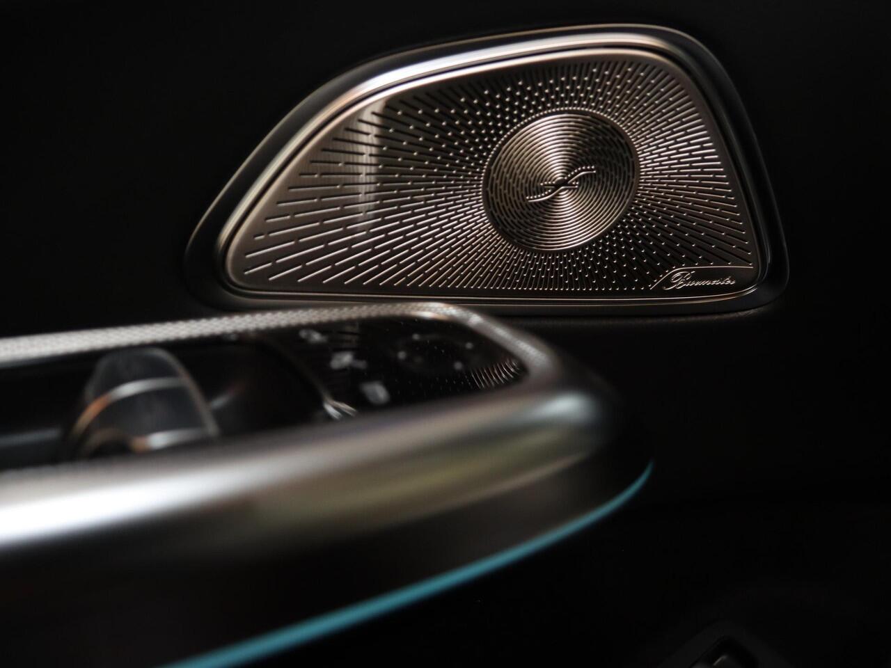 Mercedes-Benz E-estate 300e Sport Edition | Panoramaschuifdak | Premium Plus | Night | Rijassistentiepakket Plus | Stoelventilatie/-verwarming voor