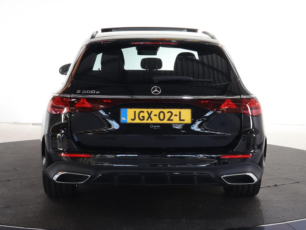 Mercedes-Benz E-estate 300e Sport Edition | Panoramaschuifdak | Premium Plus | Night | Rijassistentiepakket Plus | Stoelventilatie/-verwarming voor