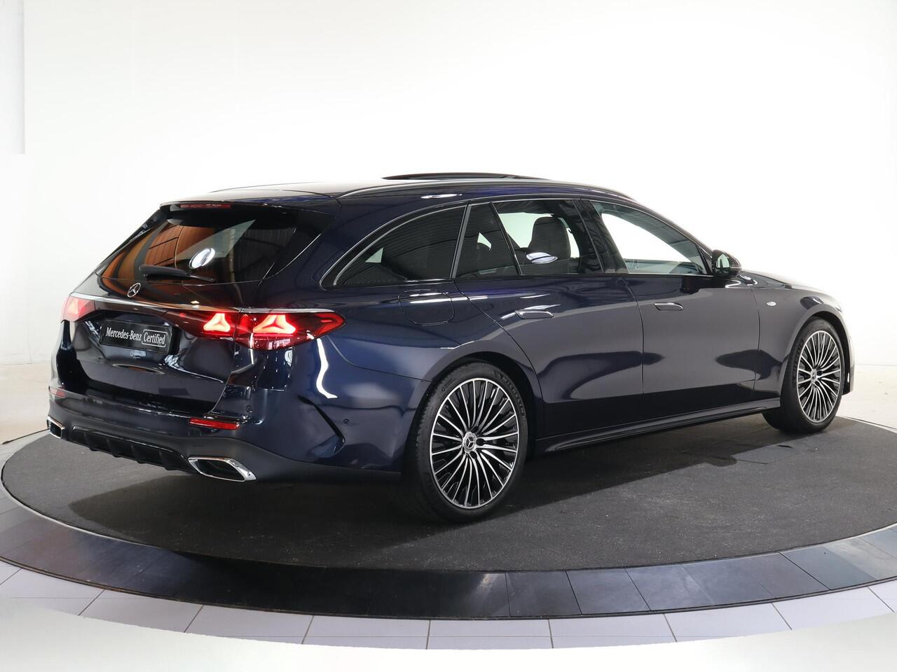 Mercedes-Benz E-estate 300e AMG Line Sport Edition | Night | Superscreen | Panoramadak | Rijassistentiepakket | Burmester | 360 camera | Stoelverwarming/ventilatie |