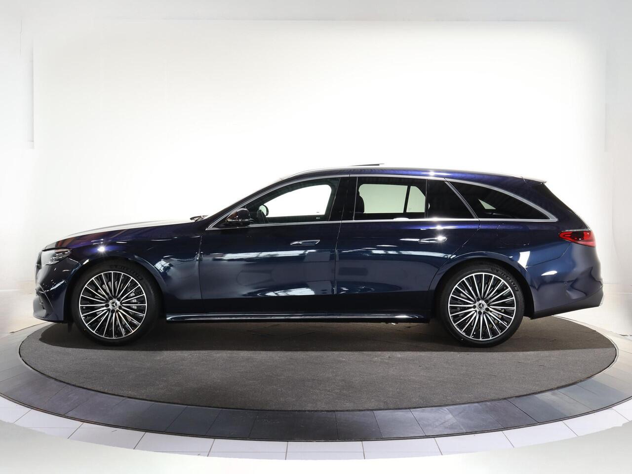 Mercedes-Benz E-estate 300e Sport Edition | Panoramaschuifdak | Trekhaak | 360° camera | DIGITAL Light | Superscreen | 20" AMG velgen | Stoelverwarming voor |