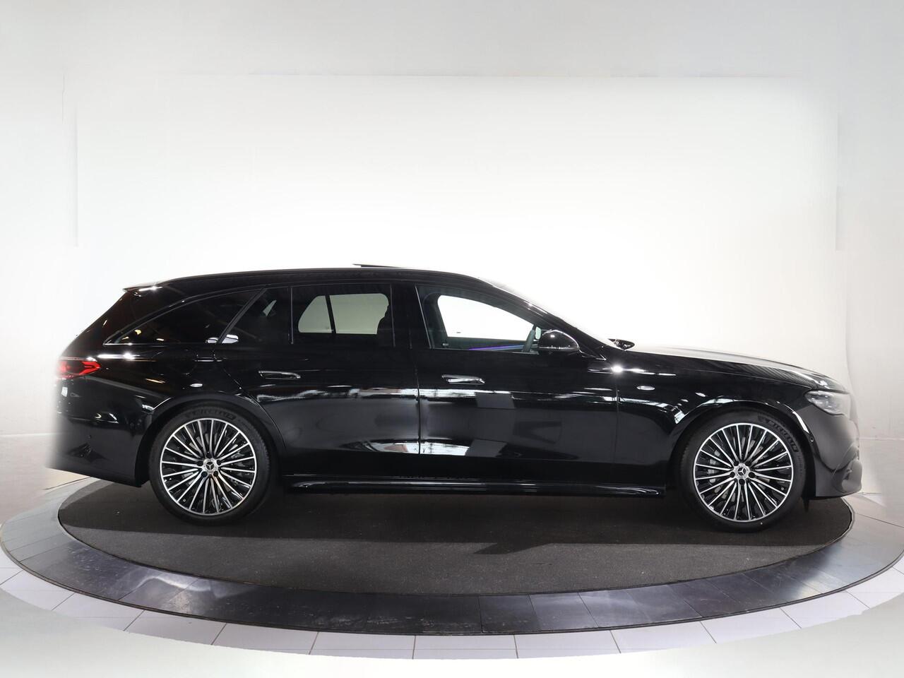 Mercedes-Benz E-estate 300e Sport Edition | Panoramaschuifdak | Premium Plus | Night | Rijassistentiepakket Plus | Stoelventilatie/-verwarming voor