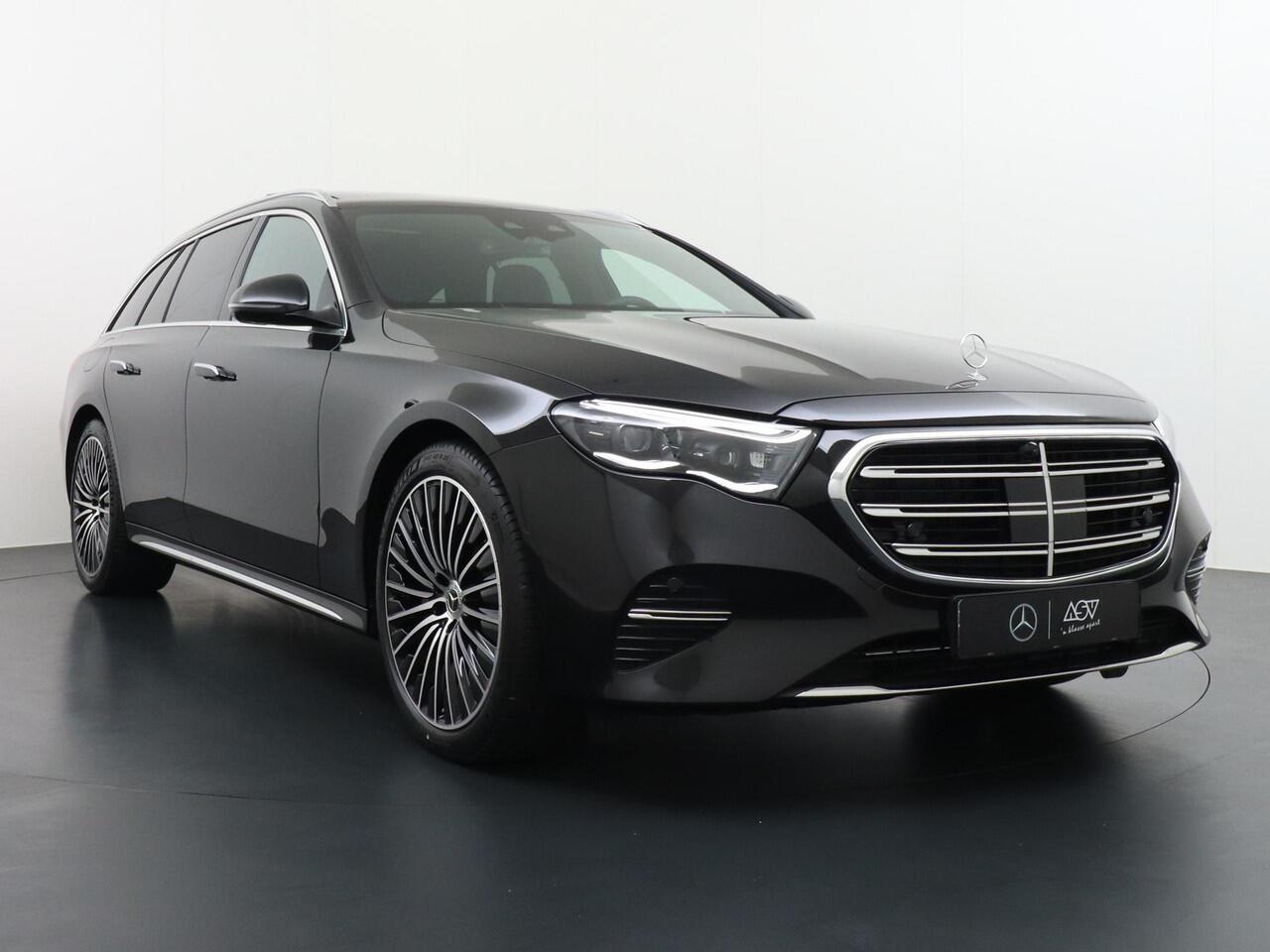 Mercedes-Benz E-estate 300 e Exclusive Line | Superscreen | Multicontourstoelen Voorin | Luchtvering | Panorama - Schuifdak | Trekhaak Wegklapbaar | Head-Up Display | Burmester 4D Surround Sound