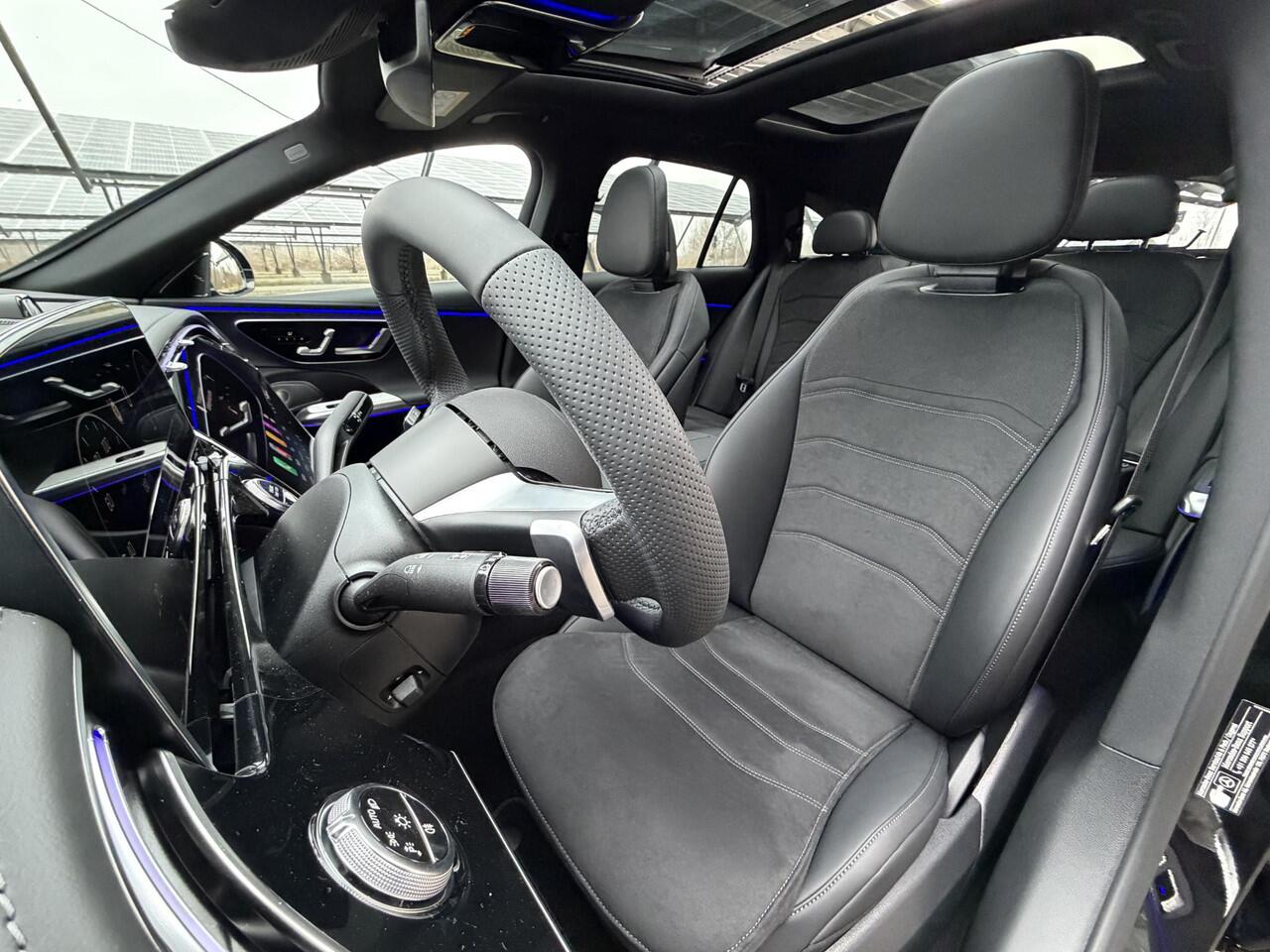 Mercedes-Benz E-estate 300e Sport Edition | Panoramaschuifdak | Trekhaak | Premium Pakket | 360°-camera | MBUX Superscreen | Burmester |