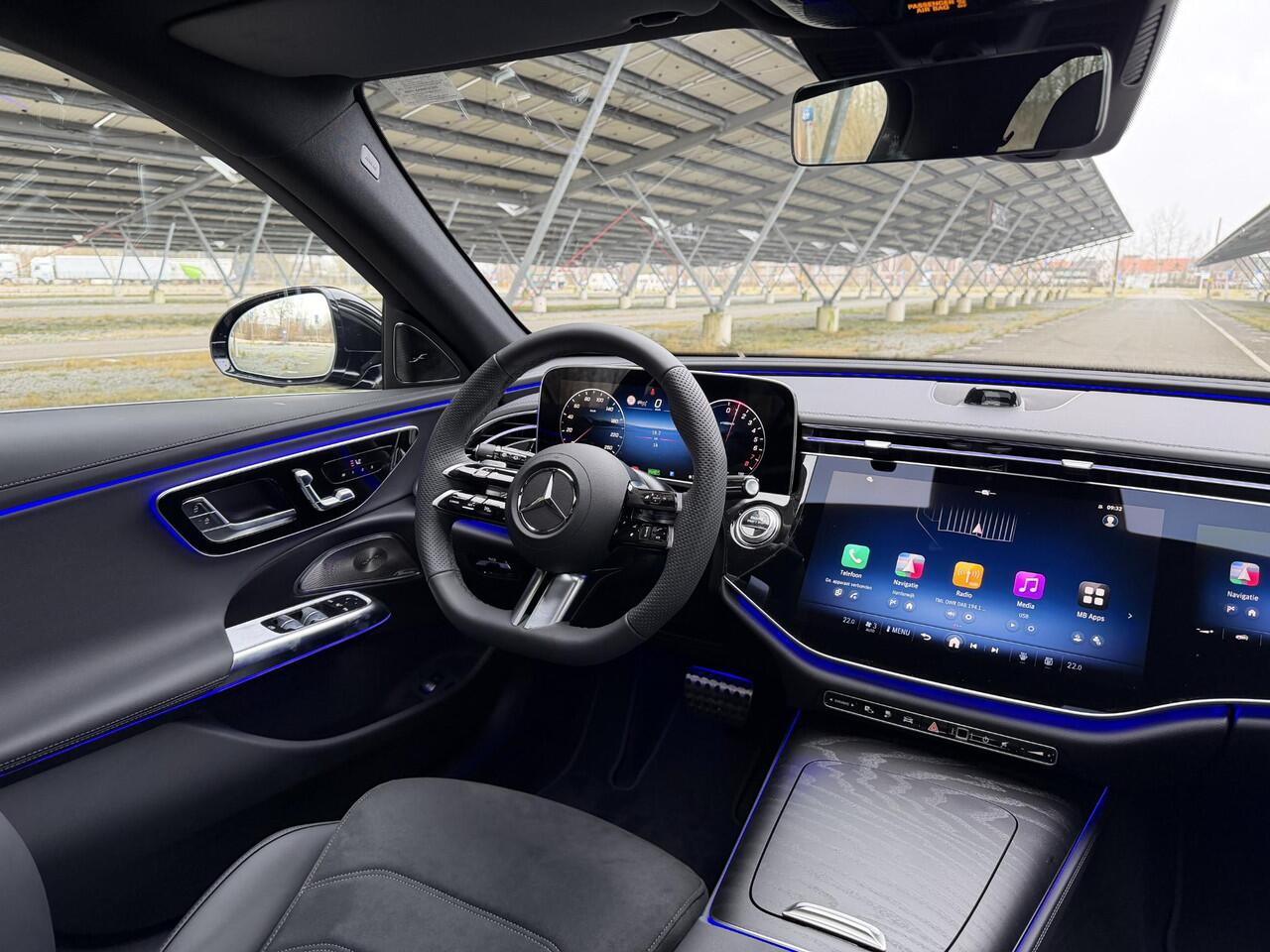 Mercedes-Benz E-estate 300e Sport Edition | Panoramaschuifdak | Trekhaak | Premium Pakket | 360°-camera | MBUX Superscreen | Burmester |