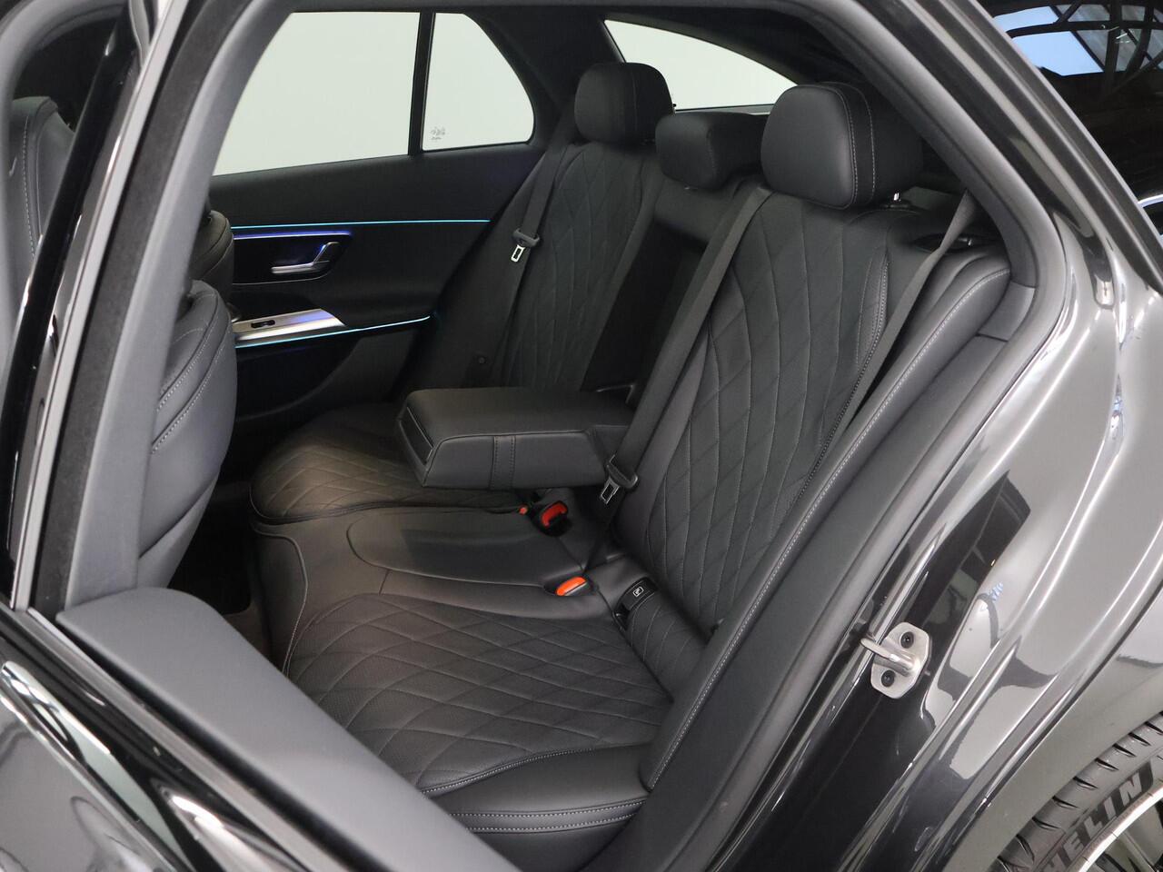 Mercedes-Benz E-estate 300e Sport Edition | Premium pakket | Night Pakket | Nappa Leder | Geklimatiseerde stoelen | Burmester | Trekhaak |