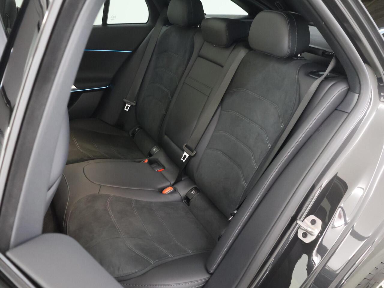 Mercedes-Benz E-estate 300e Sport Edition | Panoramaschuifdak | Head-Up | Burmester | Trekhaak | 360°-camera | MBUX Superscreen |