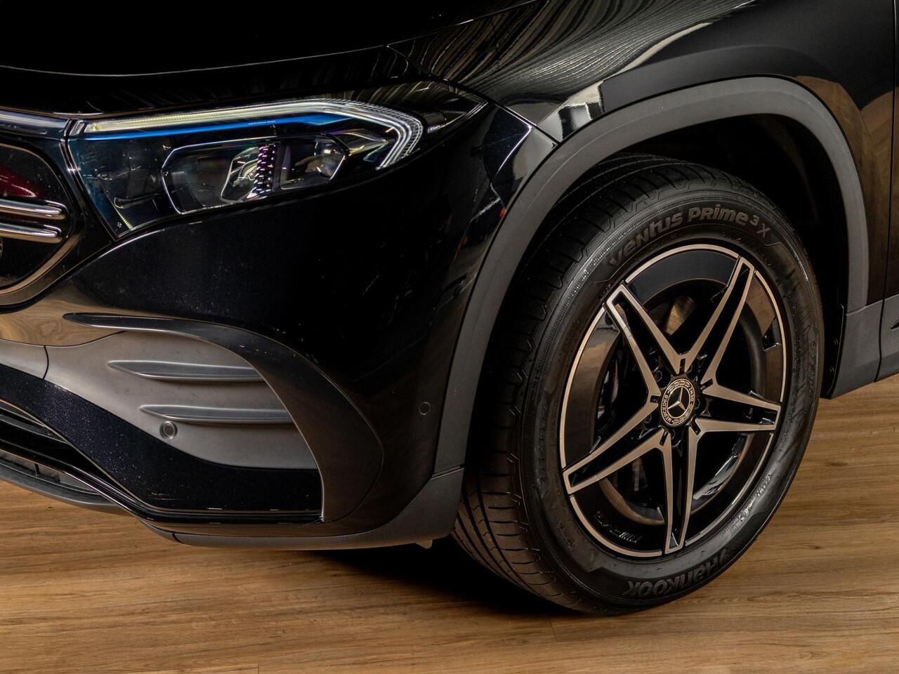 Mercedes-Benz EQA 300 4MATIC Business Solution AMG 67 kWh Panorama dak | Trekhaak