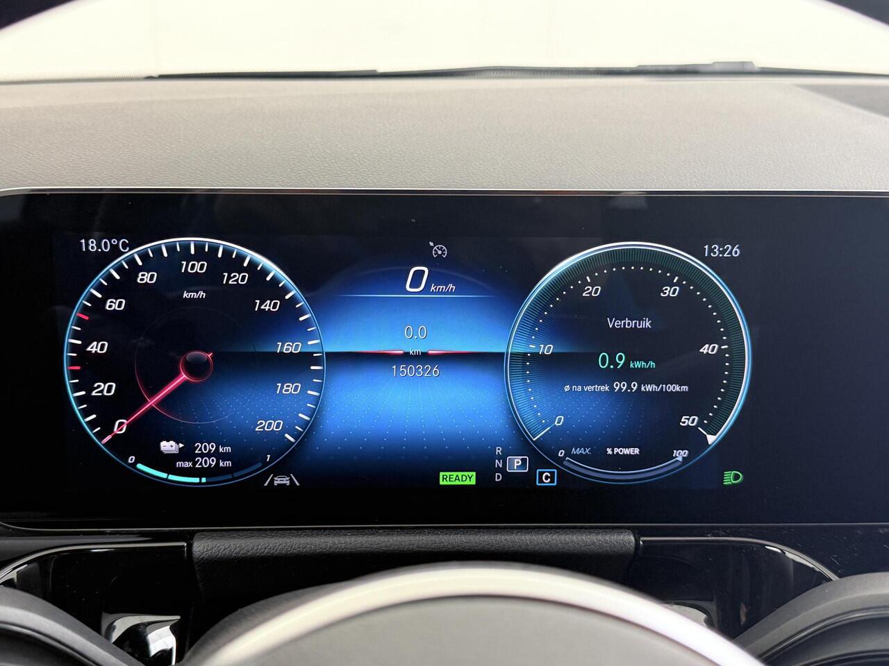 Mercedes-Benz EQA 250 Business Solution Luxury 67 kWh SOH 91% | Navigatie | Camera | Stoelverwarming