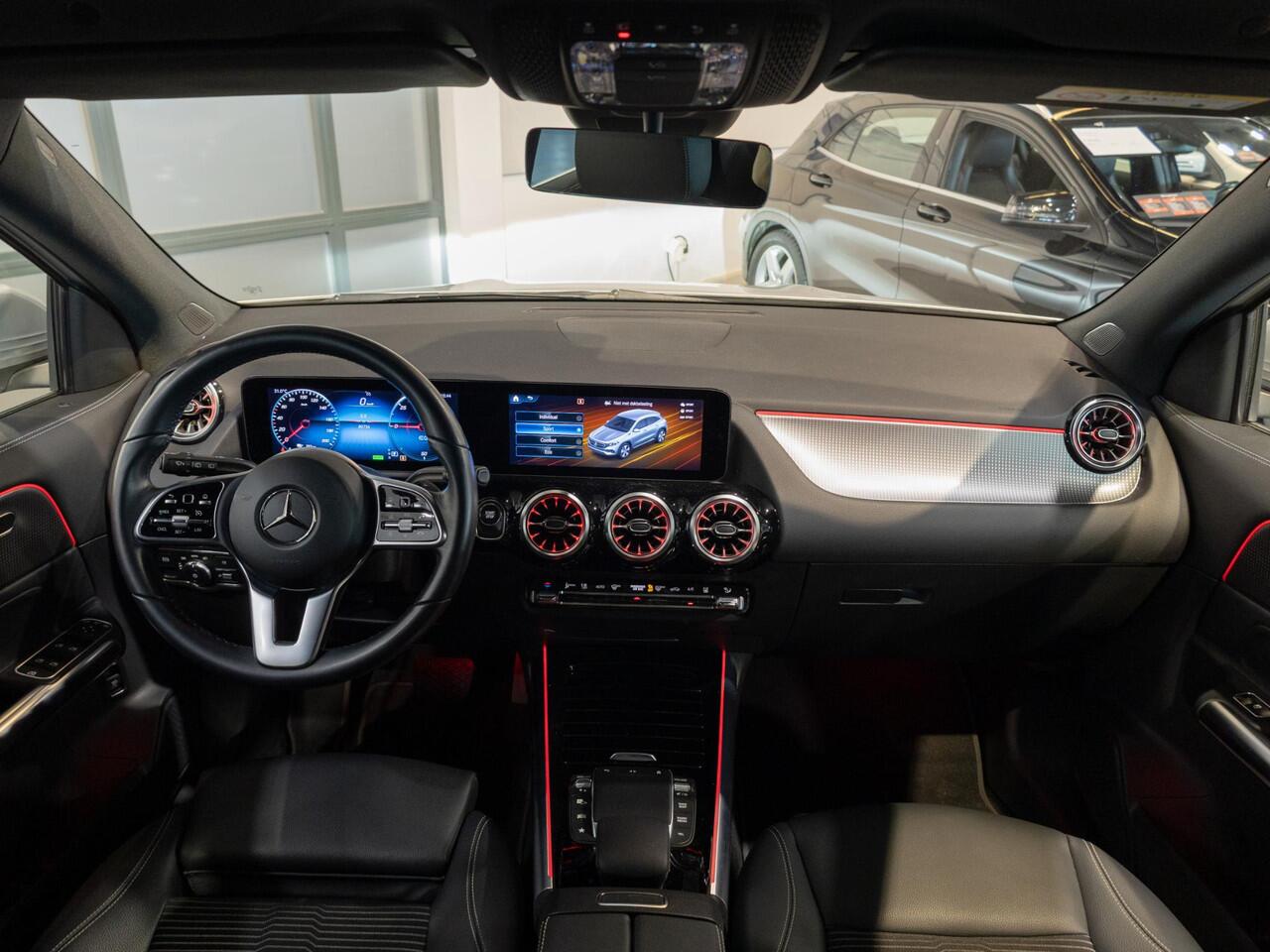 Mercedes-Benz EQA 250 Business Solution Luxury 67 kWh Trekhaak