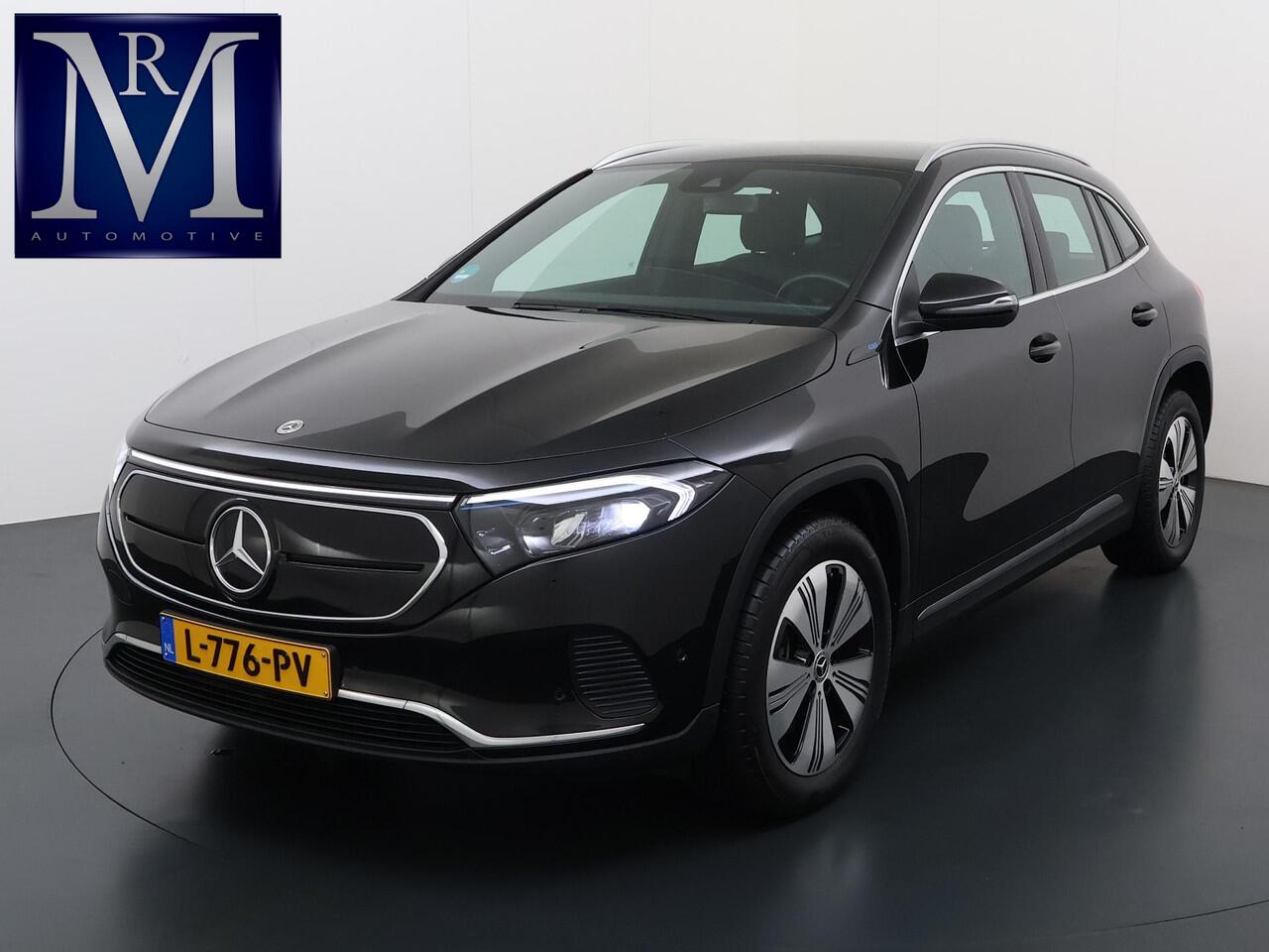 Mercedes-Benz EQA 250 Business Solution Luxury 67 kWh VAN ¤ 29.900 ,- VOOR ¤ 26.330,- UW LENTEVOORDEEL ¤ 3.570,-! | SOH 96% | Ambilight | Elektr. achterklep | Stoelverwarming | Camera | Origineel Nederlandse auto | NAP | 12 mnd BOVAG garantie