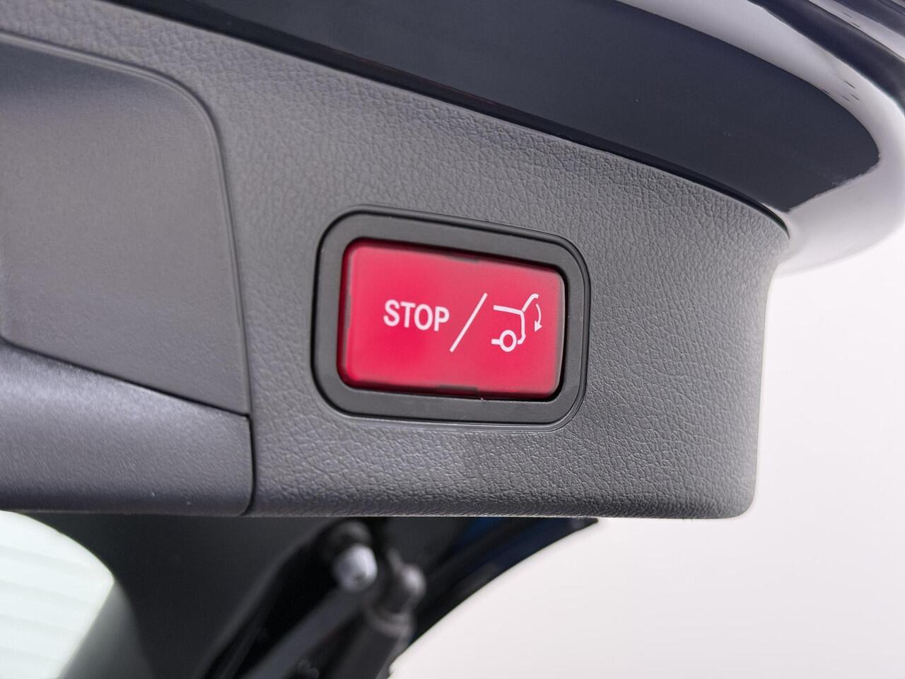 Mercedes-Benz EQA 250 Business Solution Luxury 67 kWh VAN ¤ 29.900 ,- VOOR ¤ 26.330,- UW LENTEVOORDEEL ¤ 3.570,-! | SOH 96% | Ambilight | Elektr. achterklep | Stoelverwarming | Camera | Origineel Nederlandse auto | NAP | 12 mnd BOVAG garantie