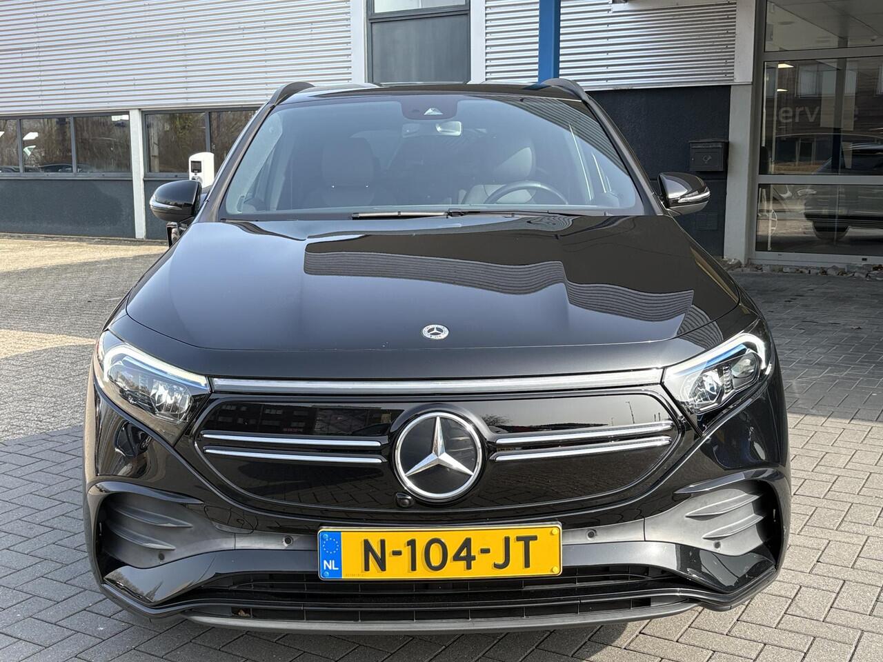 Mercedes-Benz EQA 250 Business Solution AMG 67 kWh | 42500 km | Stoelverwarming | Dodehoeksensoren | Camera |