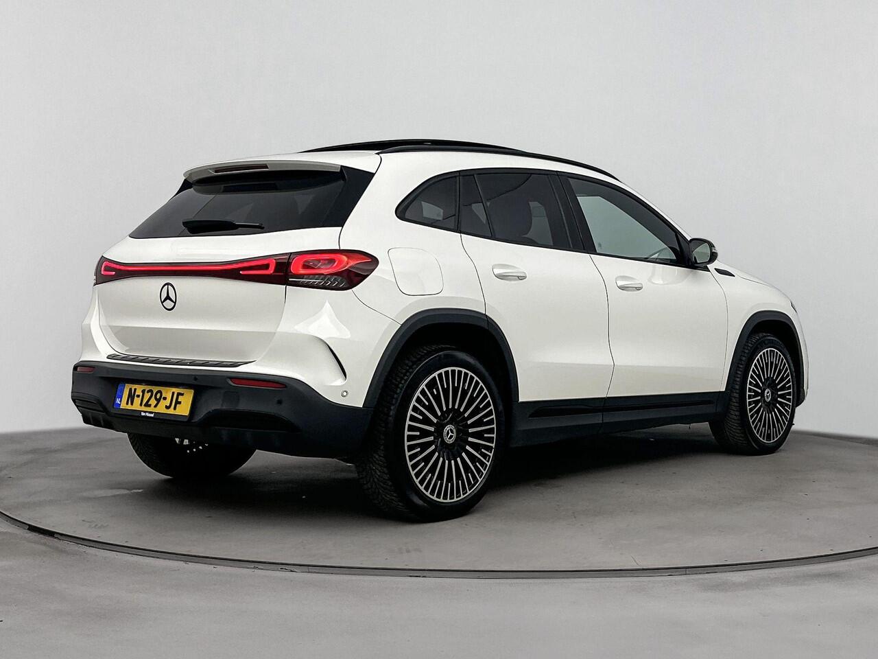 Mercedes-Benz EQA 250 Business Solution AMG 67 kWh 190PK | SOH 97,32% | Schuif-/Kanteldak | 20'' Inch Velgen | Stoelverwarming | Half-Lederen Bekleding | Navigatie | Achteruitrijcamera | Dodehoekdetectie