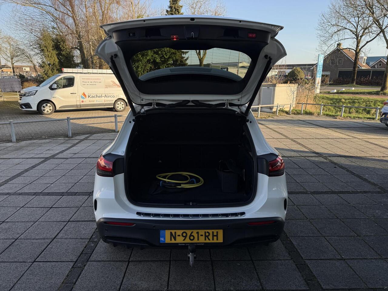 Mercedes-Benz EQA Aut. 250 Sol. AMG Sport Ed. 67kW SoH 96% | Trekhaak | Navi | Camera |