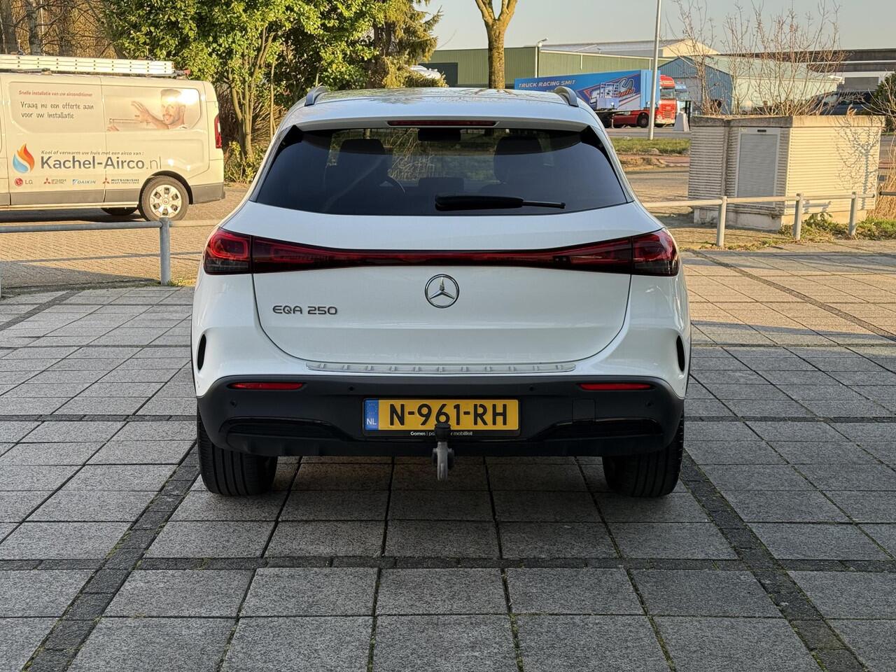 Mercedes-Benz EQA Aut. 250 Sol. AMG Sport Ed. 67kW SoH 96% | Trekhaak | Navi | Camera |