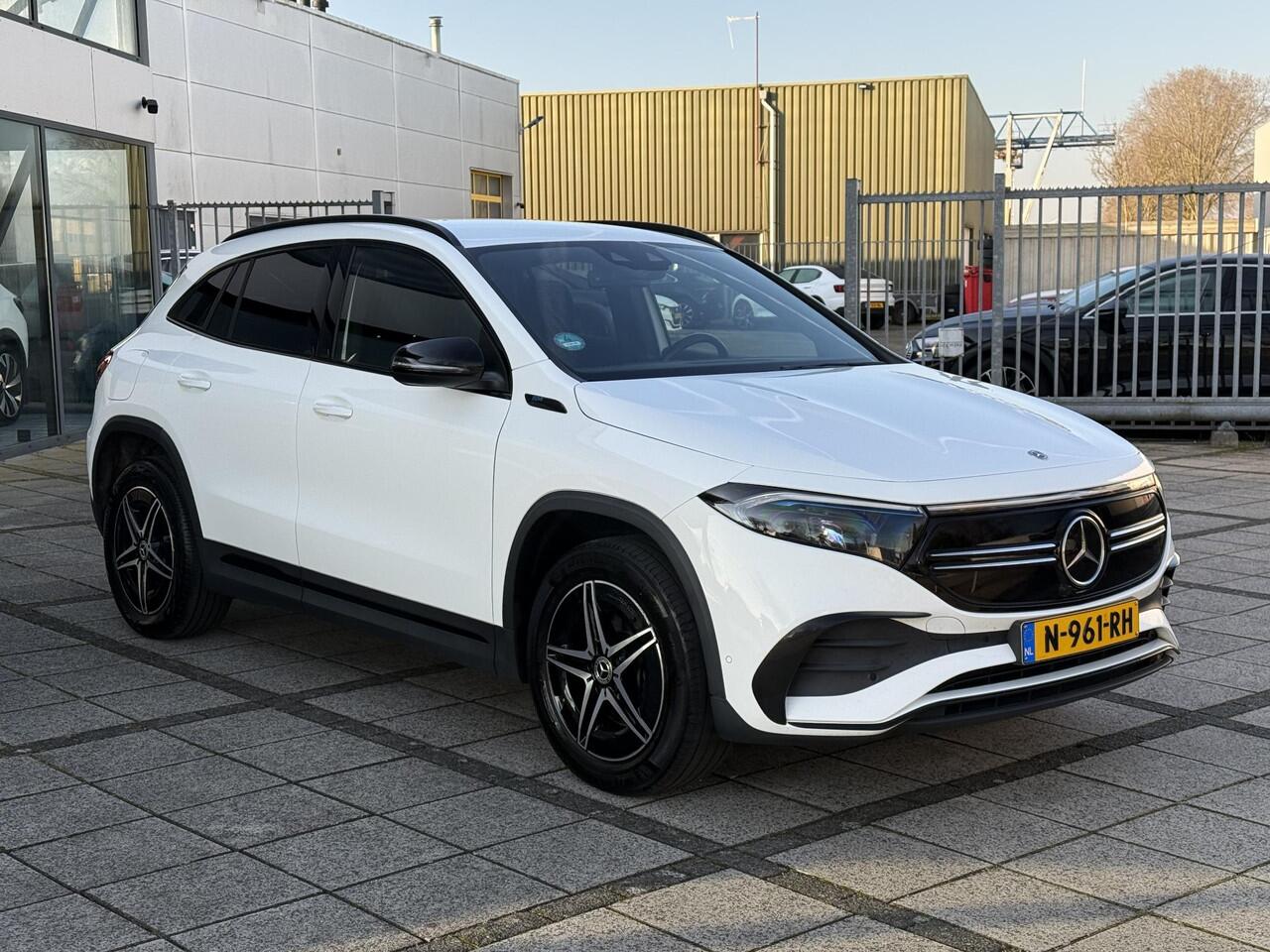 Mercedes-Benz EQA Aut. 250 Sol. AMG Sport Ed. 67kW SoH 96% | Trekhaak | Navi | Camera |