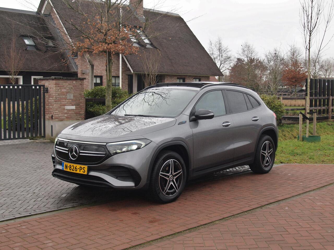 Mercedes-Benz EQA 250 Business Solution AMG 67 kWh | SOH 97% | Panoramadak | Head-Up Display | 360 Camera | Sfeerverlichting | NL-Auto |