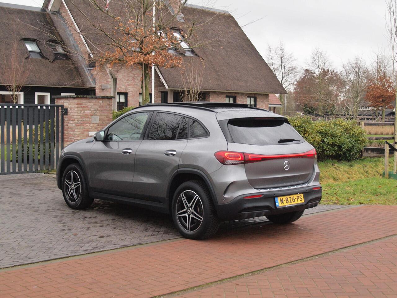 Mercedes-Benz EQA 250 Business Solution AMG 67 kWh | SOH 97% | Panoramadak | Head-Up Display | 360 Camera | Sfeerverlichting | NL-Auto |